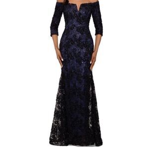 Xscape off the shoulder